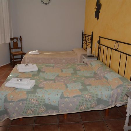 Hotel Restaurante Vinas Viejas Fuentes de Ayódar Buitenkant foto