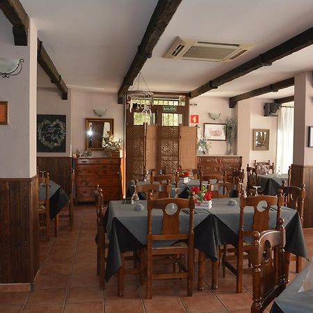Hotel Restaurante Vinas Viejas Fuentes de Ayódar Buitenkant foto