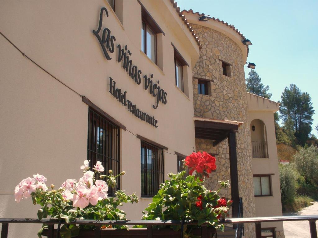 Hotel Restaurante Vinas Viejas Fuentes de Ayódar Buitenkant foto