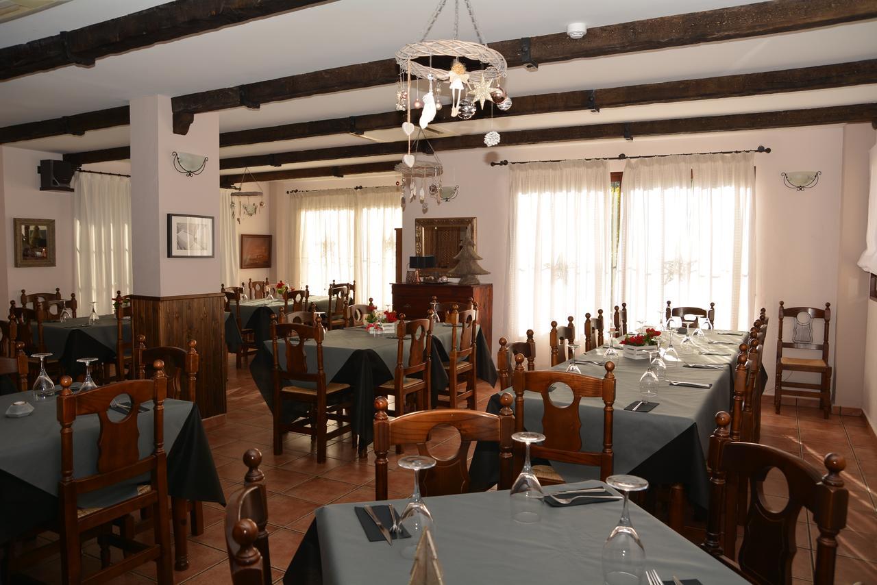Hotel Restaurante Vinas Viejas Fuentes de Ayódar Buitenkant foto