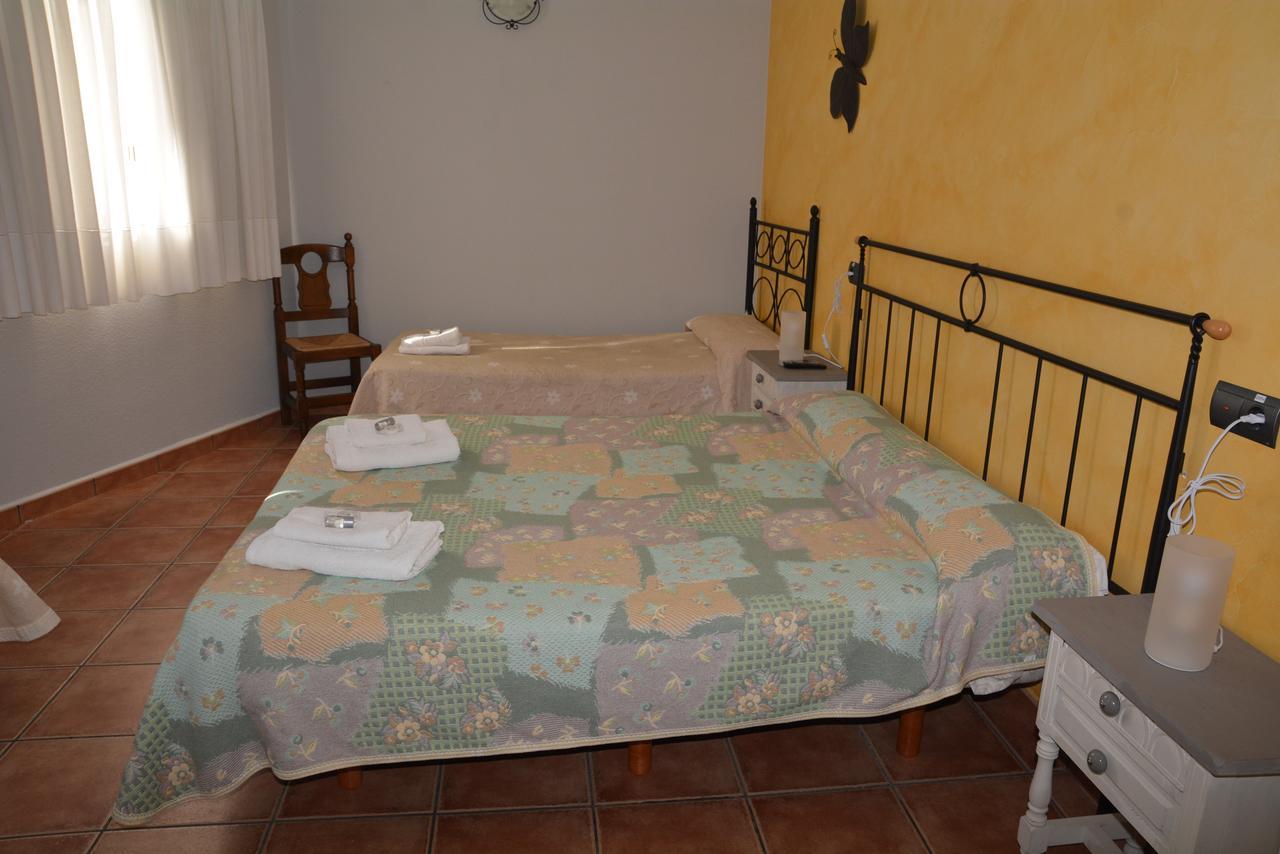 Hotel Restaurante Vinas Viejas Fuentes de Ayódar Buitenkant foto