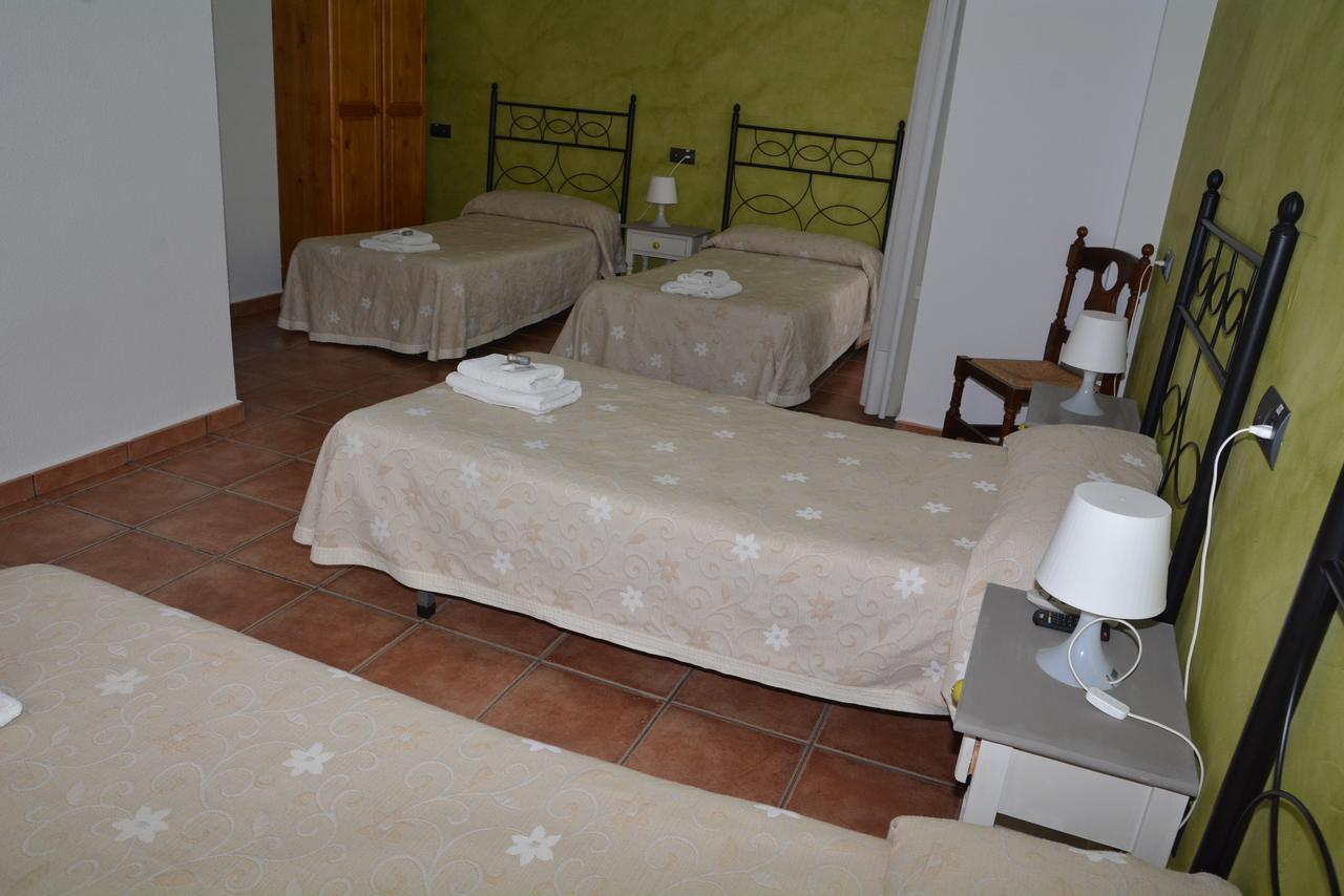 Hotel Restaurante Vinas Viejas Fuentes de Ayódar Buitenkant foto